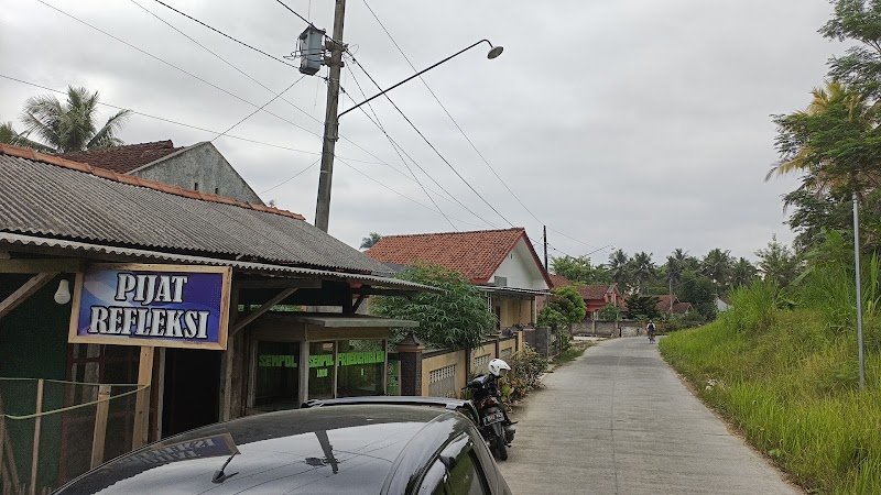 Rileks di Tengah Kota Cilacap: Rahasia Pijat Refleksi Terapi Belerang